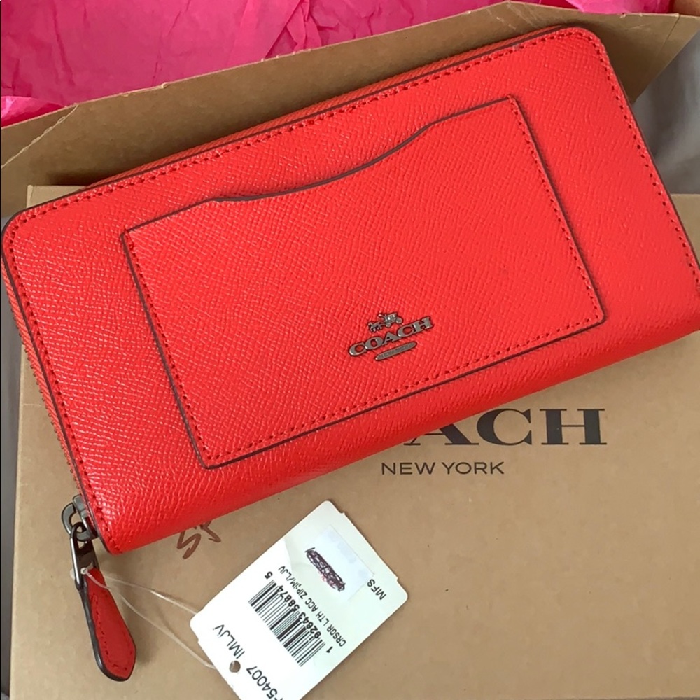 BRAND NEW RED LEATHER COACH WALLET